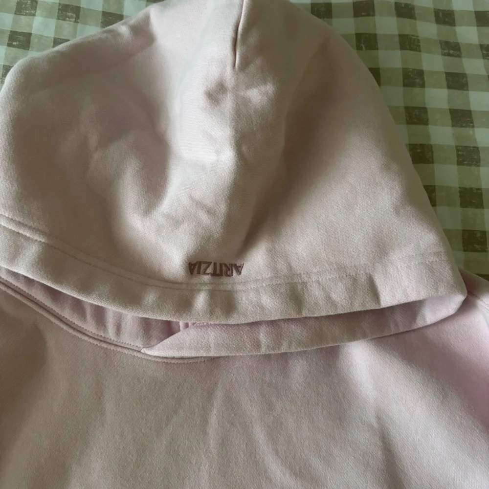 Aritzia Cozy Sweatfleece Perfect Hoodie - Picture 3 of 5